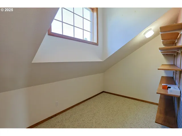 $950,000 | 1368 Bayview Avenue, North Bend, OR 97459