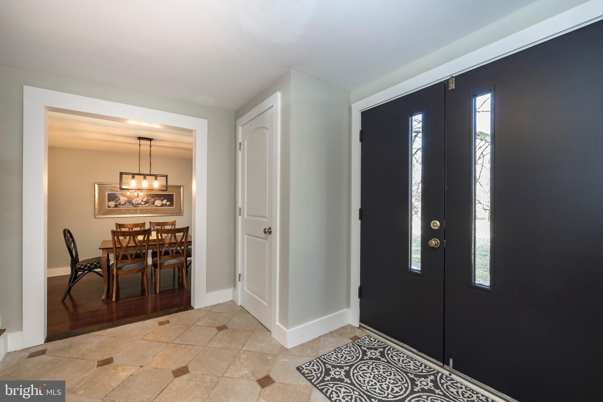 721 Pheasant Run Road West Chester, PA 19382 - Photo 4 of 37 Foyer
