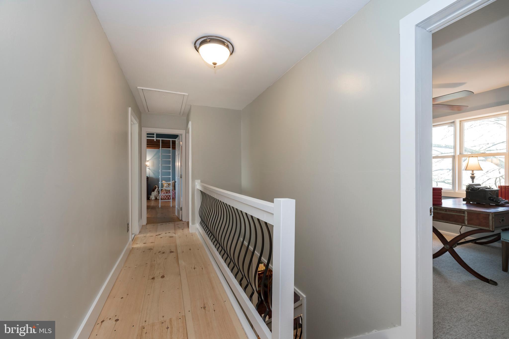 721 Pheasant Run Road West Chester, PA 19382 - Photo 32 of 37 2nd Floor Hall
