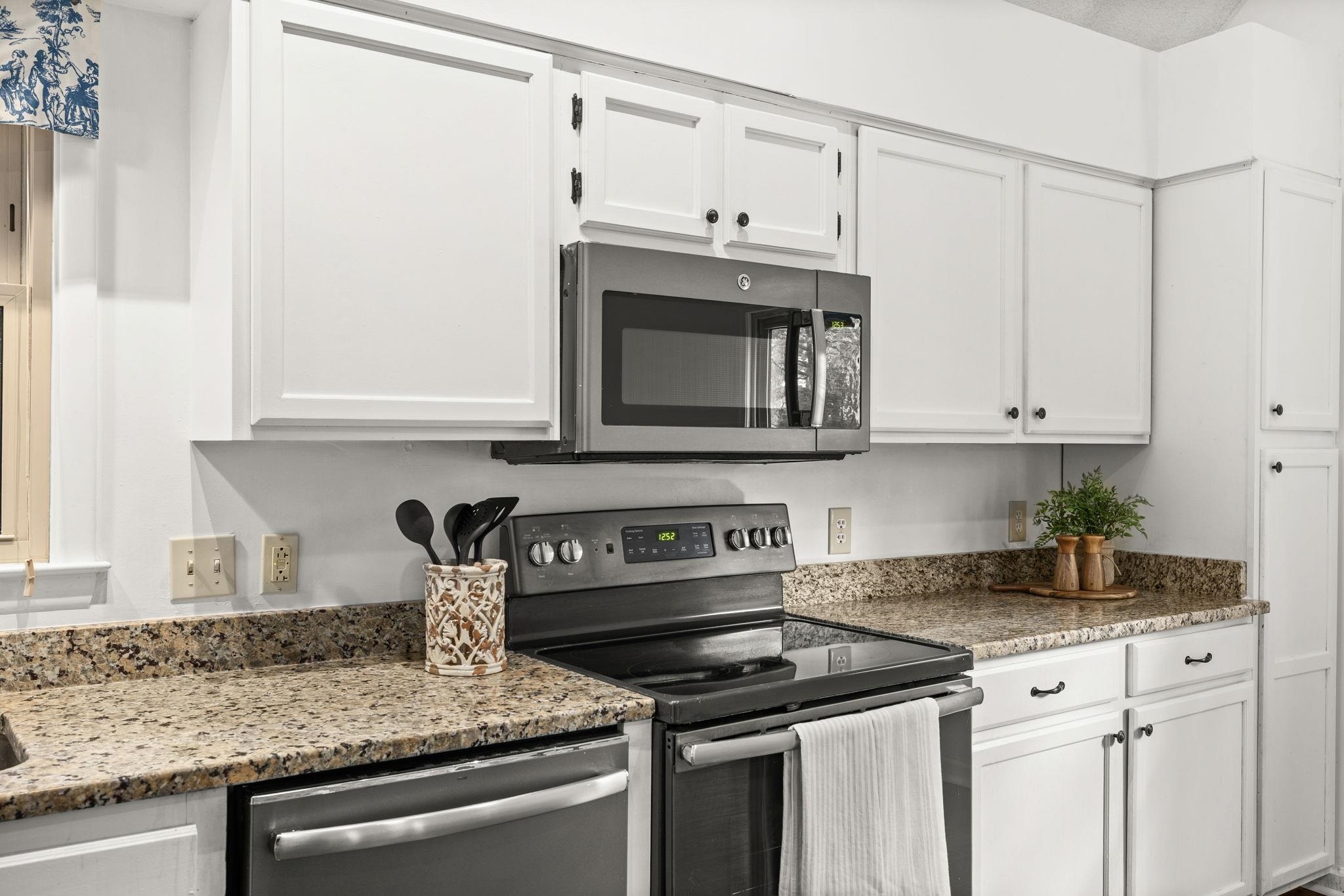 6184 Runkles Gap Road Elkton, VA 22827 - Photo 13 of 47 Gallery Image 13