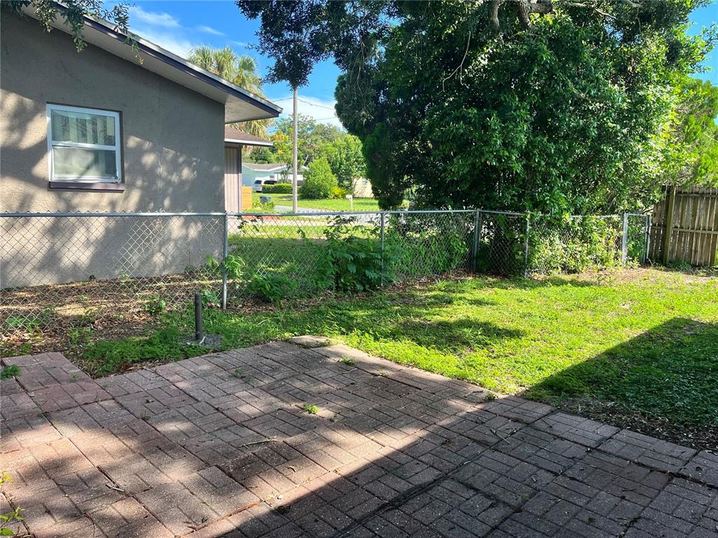 1201 Spalding Road Dunedin, FL 34698 - Photo 5 of 20 Gallery Image 5