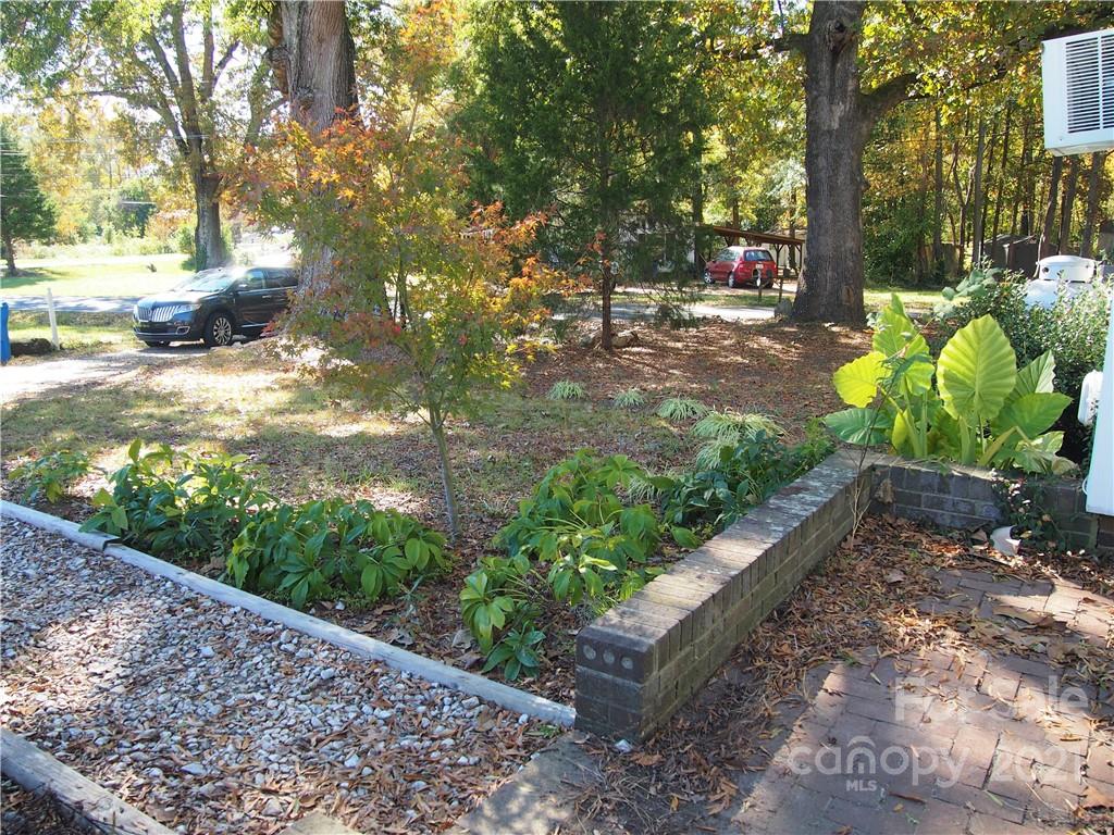 13089 Sam Black Road Midland, NC 28107 - Photo 7 of 23 Gallery Image 7