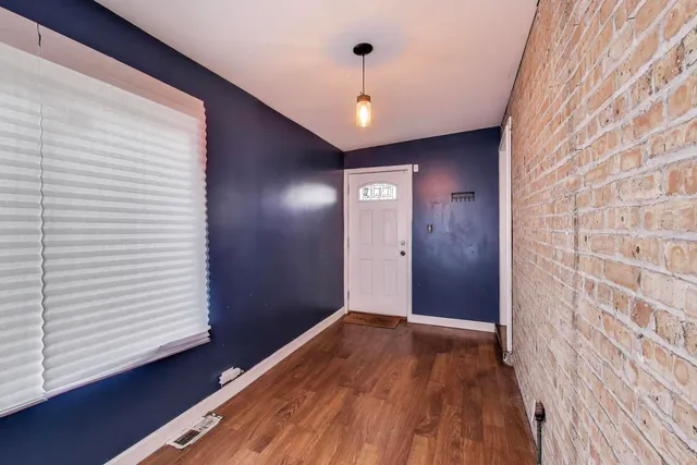 $289,999 | 10441 South Prairie Avenue, Chicago, IL 60628