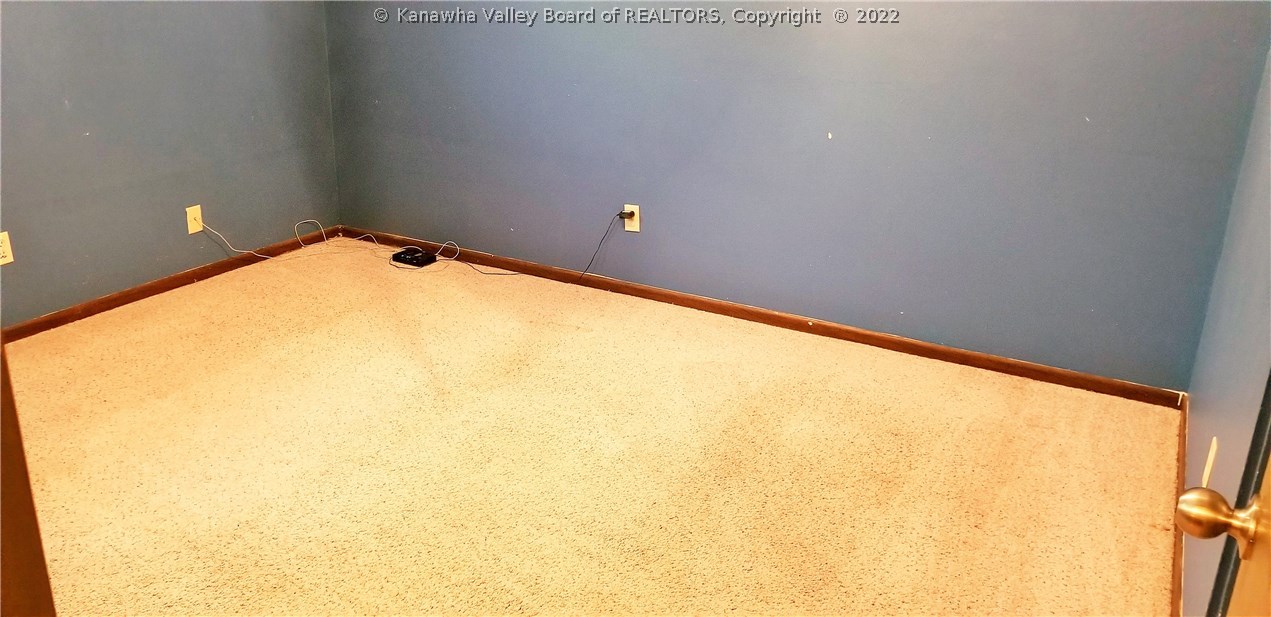 6418 Jericho Road Point Pleasant, WV 25550 - Photo 18 of 28 Main Floor Master Bedroom