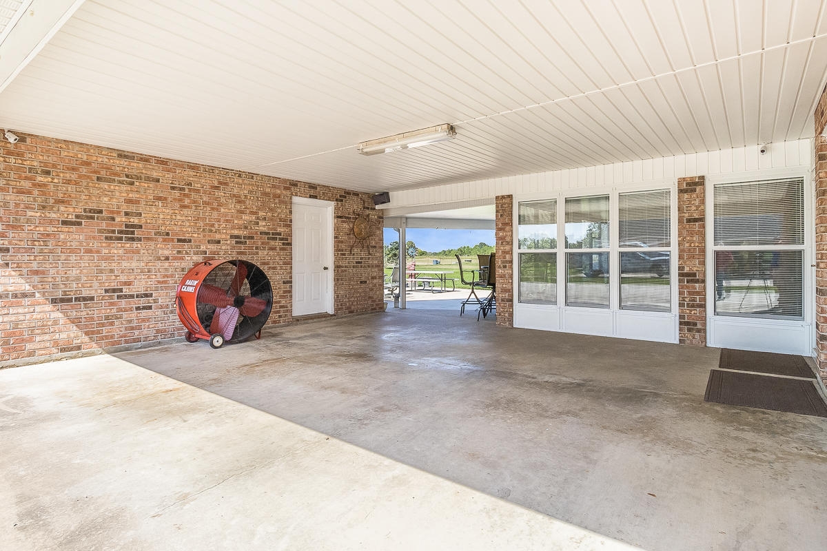 685 Miller Road Opelousas, LA 70570 - Photo 5 of 26 Gallery Image 5