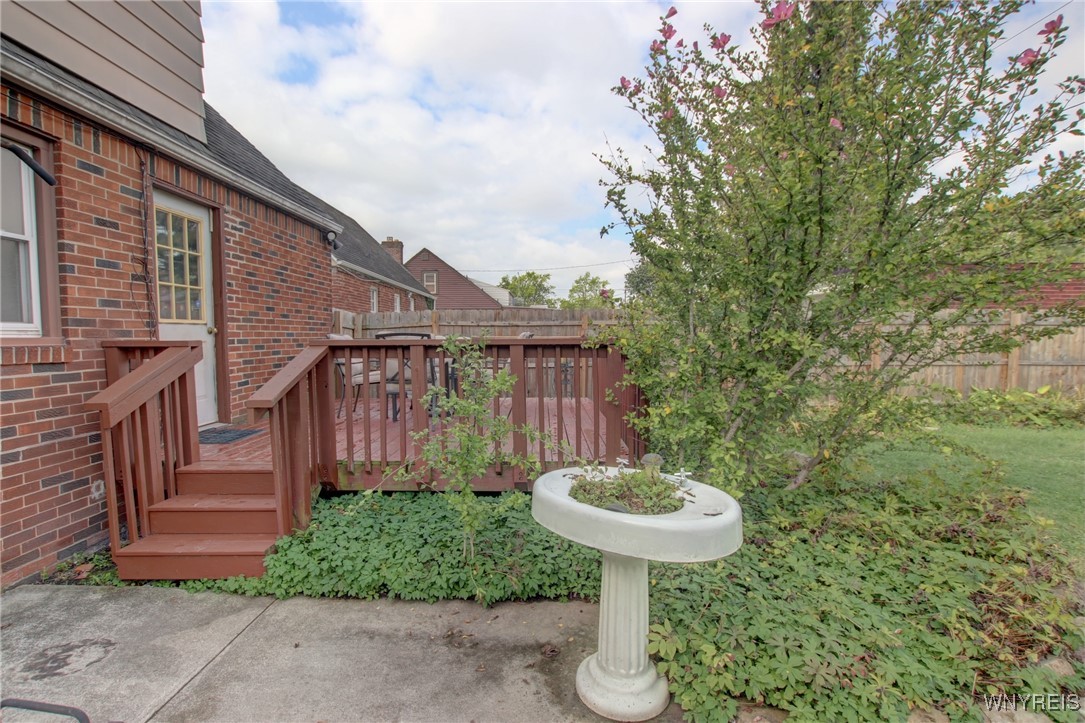 28 Cedar Road Cheektowaga, NY 14215 - Photo 37 of 43 Rear deck for a nice evening dinner