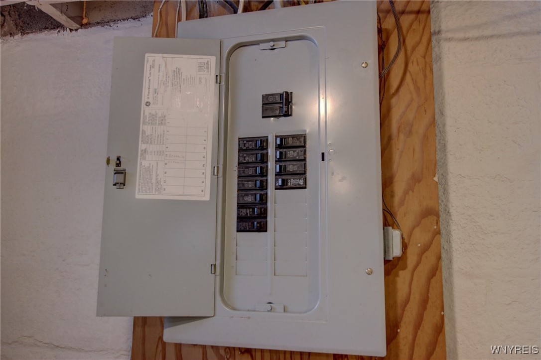 28 Cedar Road Cheektowaga, NY 14215 - Photo 40 of 43