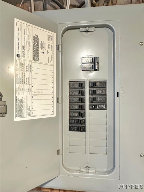 28 Cedar Road Cheektowaga, NY 14215 - Photo 41 of 43