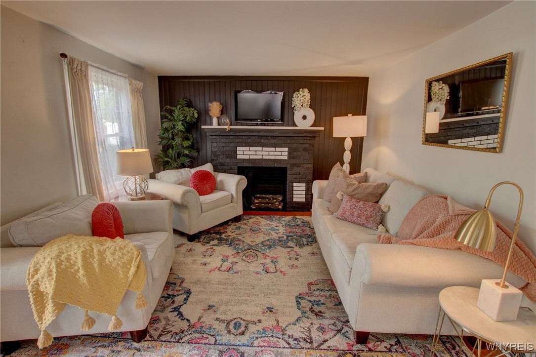 28 Cedar Road Cheektowaga, NY 14215 - Photo 7 of 43