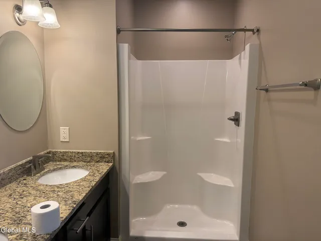 $2,450 | 48 Bavarian Way, Unit 125, Altamont, NY 12009