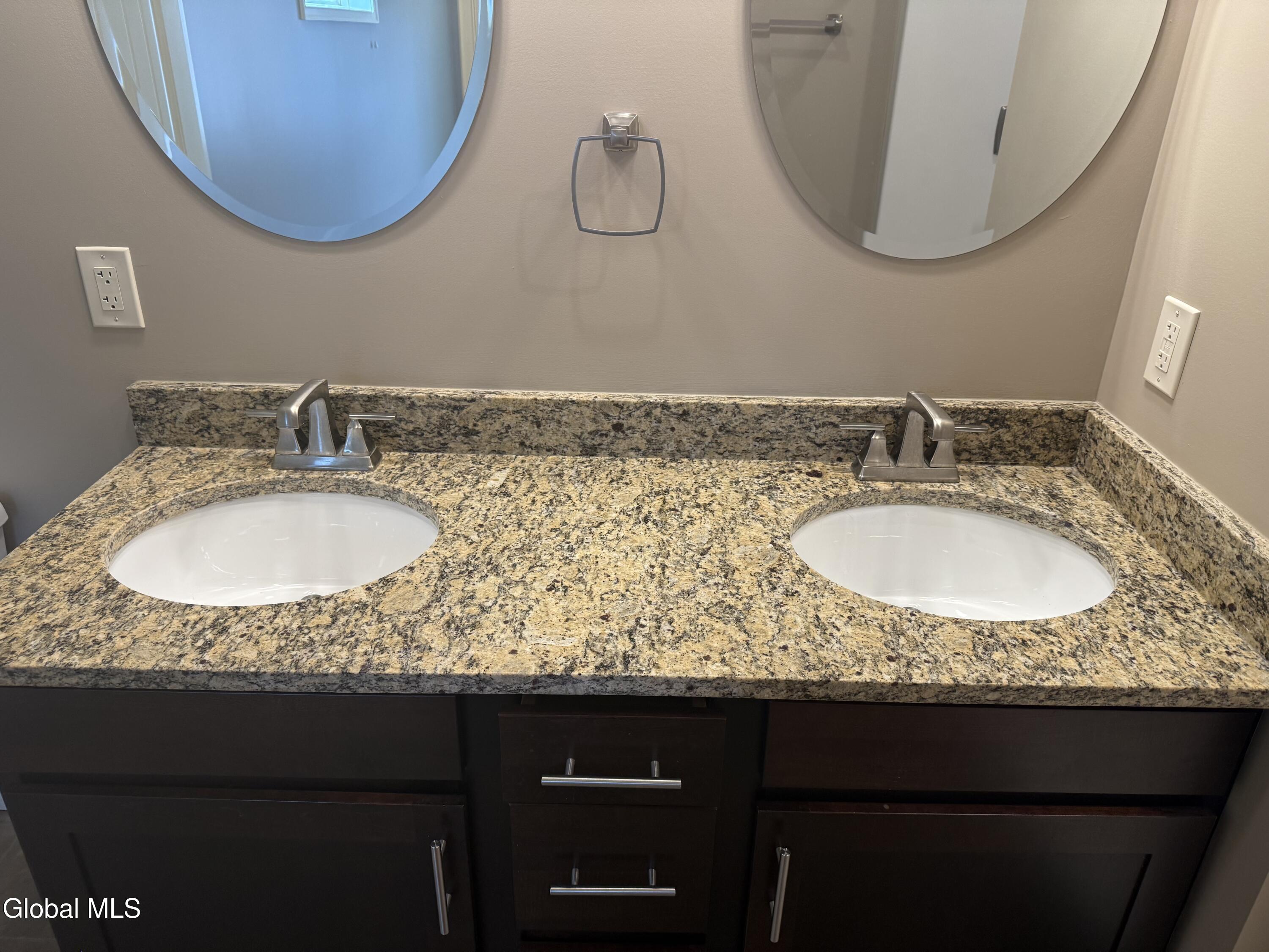 48 Bavarian Way, Unit 125 Altamont, NY 12009 - Photo 38 of 46 IMG_8473