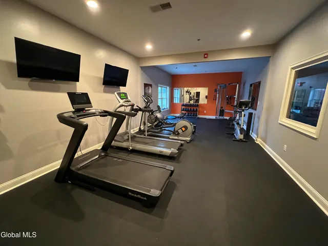 $2,450 | 48 Bavarian Way, Unit 125, Altamont, NY 12009