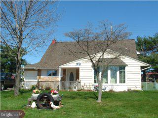 37 High Road Levittown, PA 19056 - Photo 1 of 1 Gallery Image 1