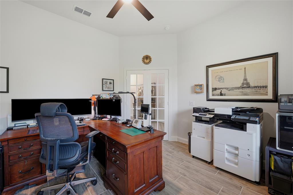 864 Shadow Valley Road Whitesboro, TX 76273 - Photo 28 of 40 Office