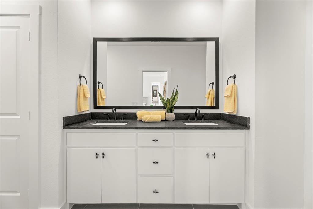 2017 Aldrich Road Celina, TX 75009 - Photo 16 of 28 23_23. 2017 Aldrich 2263-Catalpa- Bath