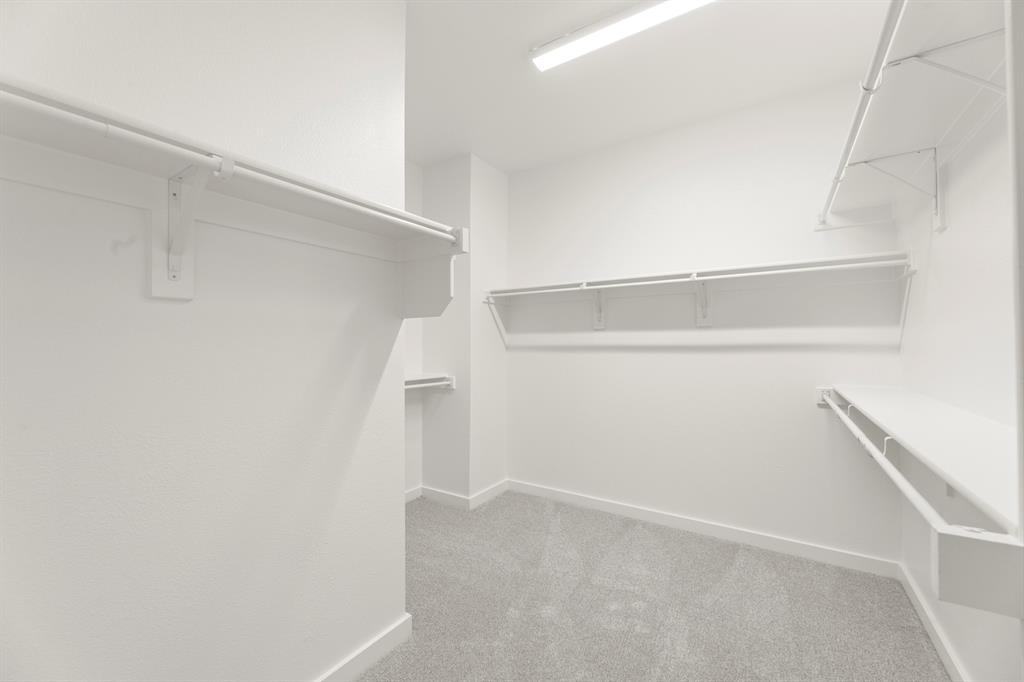 2017 Aldrich Road Celina, TX 75009 - Photo 19 of 28 21_21. 2017 Aldrich -2263-Catalpa- Primary Closet