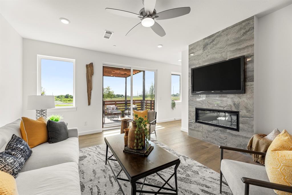 2017 Aldrich Road Celina, TX 75009 - Photo 7 of 28 7_07. 2017 Aldrich 2263-Catalpa- Family