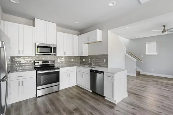 $1,795 | 13588 Ella Boulevard, Unit 4801, Houston, TX 77067