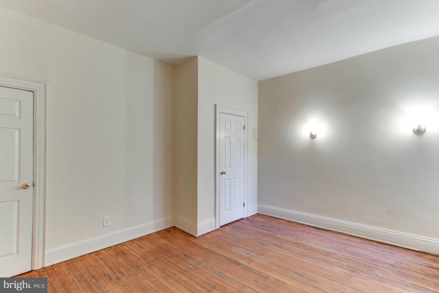 1523 Park Road Northwest, Unit 101 Washington, DC 20010 - Photo 9 of 13 Bedroom 2