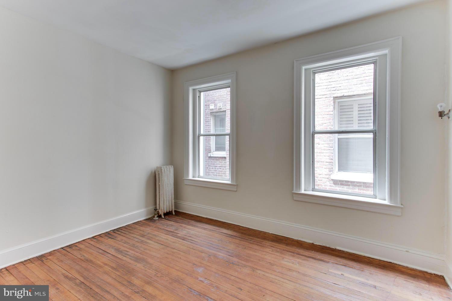 1523 Park Road Northwest, Unit 101 Washington, DC 20010 - Photo 10 of 13 Bedroom 3