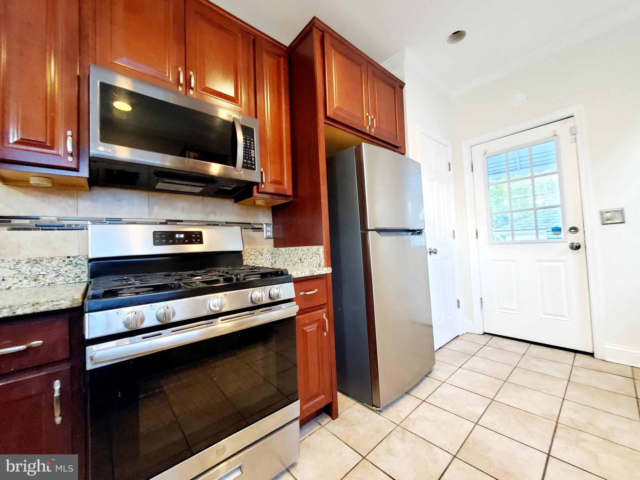 3502 Dennlyn Road Baltimore, MD 21215 - Photo 13 of 38 Gallery Image 13