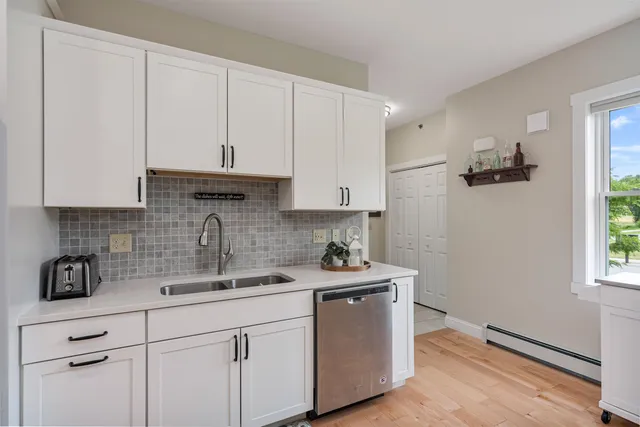 $459,000 | 13 Clover Lane, Hinesburg, VT 05461