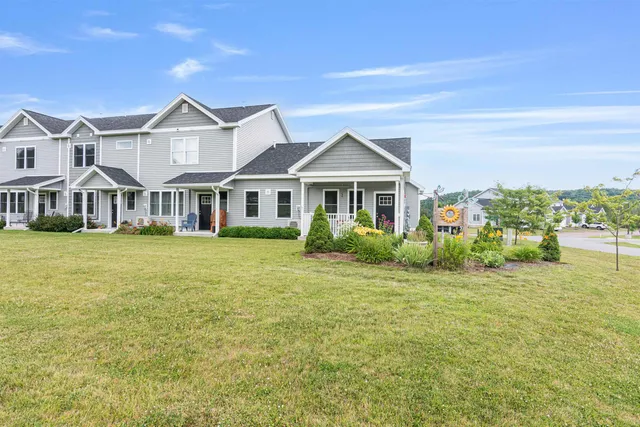 $489,000 | 13 Clover Lane, Hinesburg, VT 05461