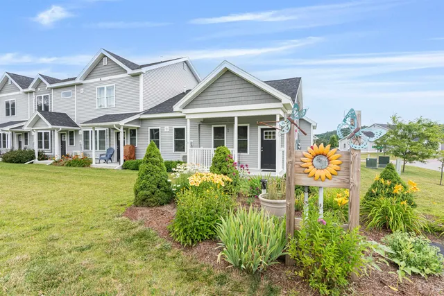 $459,000 | 13 Clover Lane, Hinesburg, VT 05461