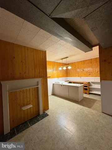 a view of a walk in closet