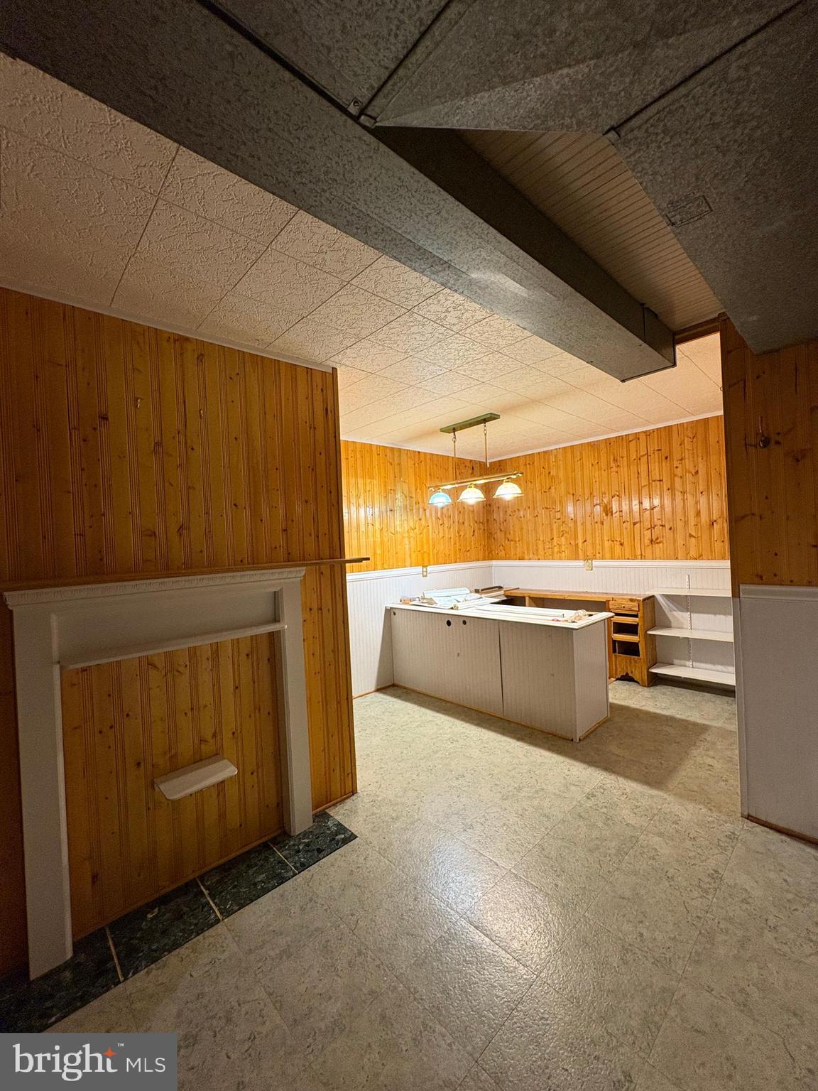 3306 Whitesworth Road Phoenix, MD 21131 - Photo 24 of 31 a view of a walk in closet