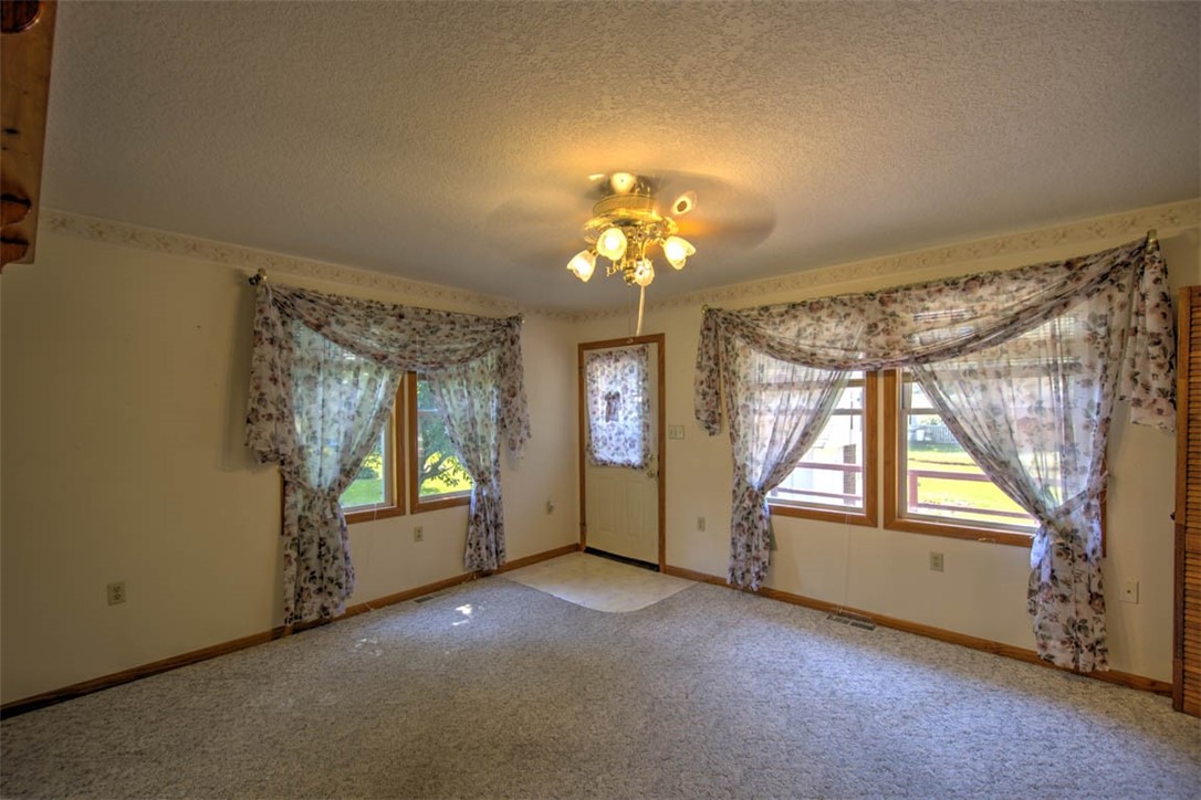 2520 South Esther Avenue Decatur, IL 62521 - Photo 6 of 30