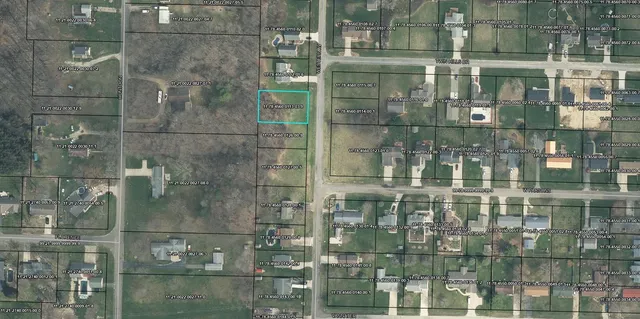 $39,900 | 915-927 Western Avenue, Watervliet, MI 49098