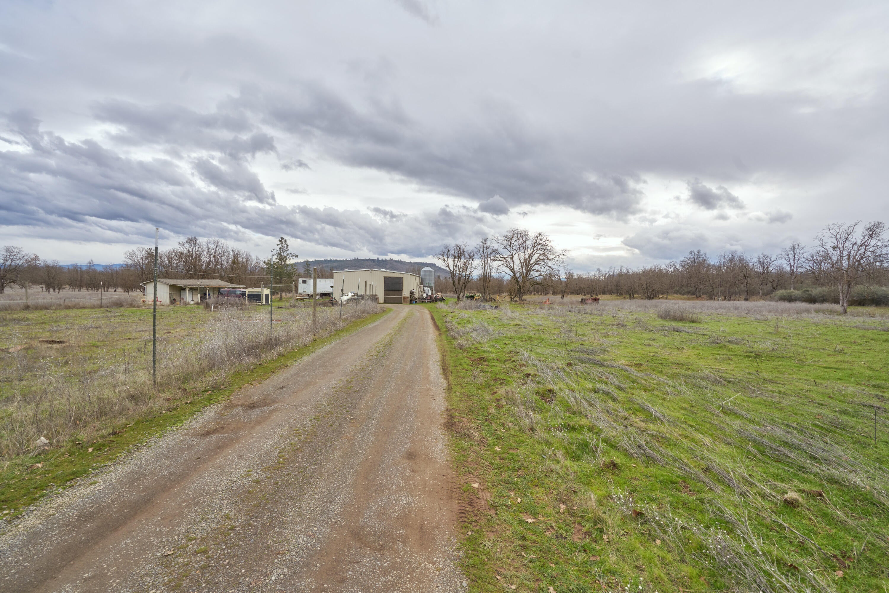 13794 Perry Road White City, OR 97503 - Photo 33 of 45 13974 Perry Rd_32
