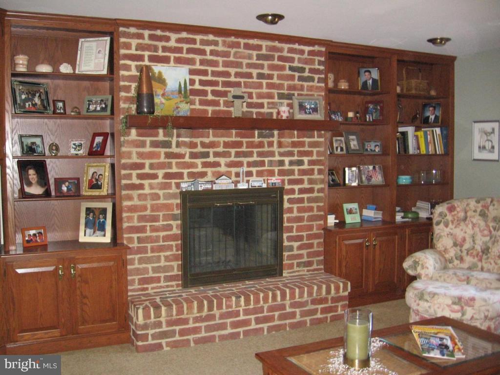 15 Strawberry Lane Lititz, PA 17543 - Photo 6 of 9 Gallery Image 6