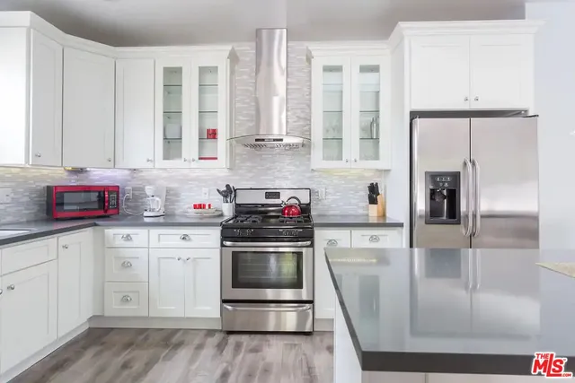 $4,795 | 7311 Gaviota Avenue, Van Nuys, CA 91406