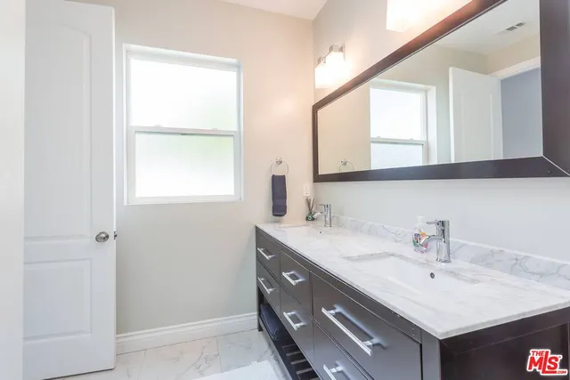 $4,795 | 7311 Gaviota Avenue, Van Nuys, CA 91406