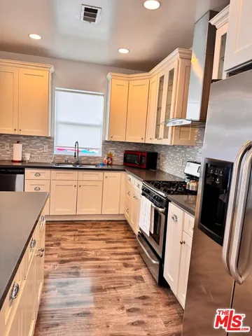 $4,795 | 7311 Gaviota Avenue, Van Nuys, CA 91406