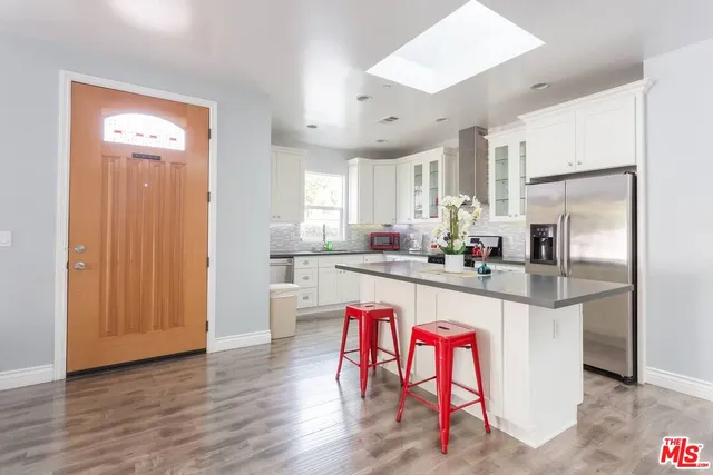 $4,795 | 7311 Gaviota Avenue, Van Nuys, CA 91406