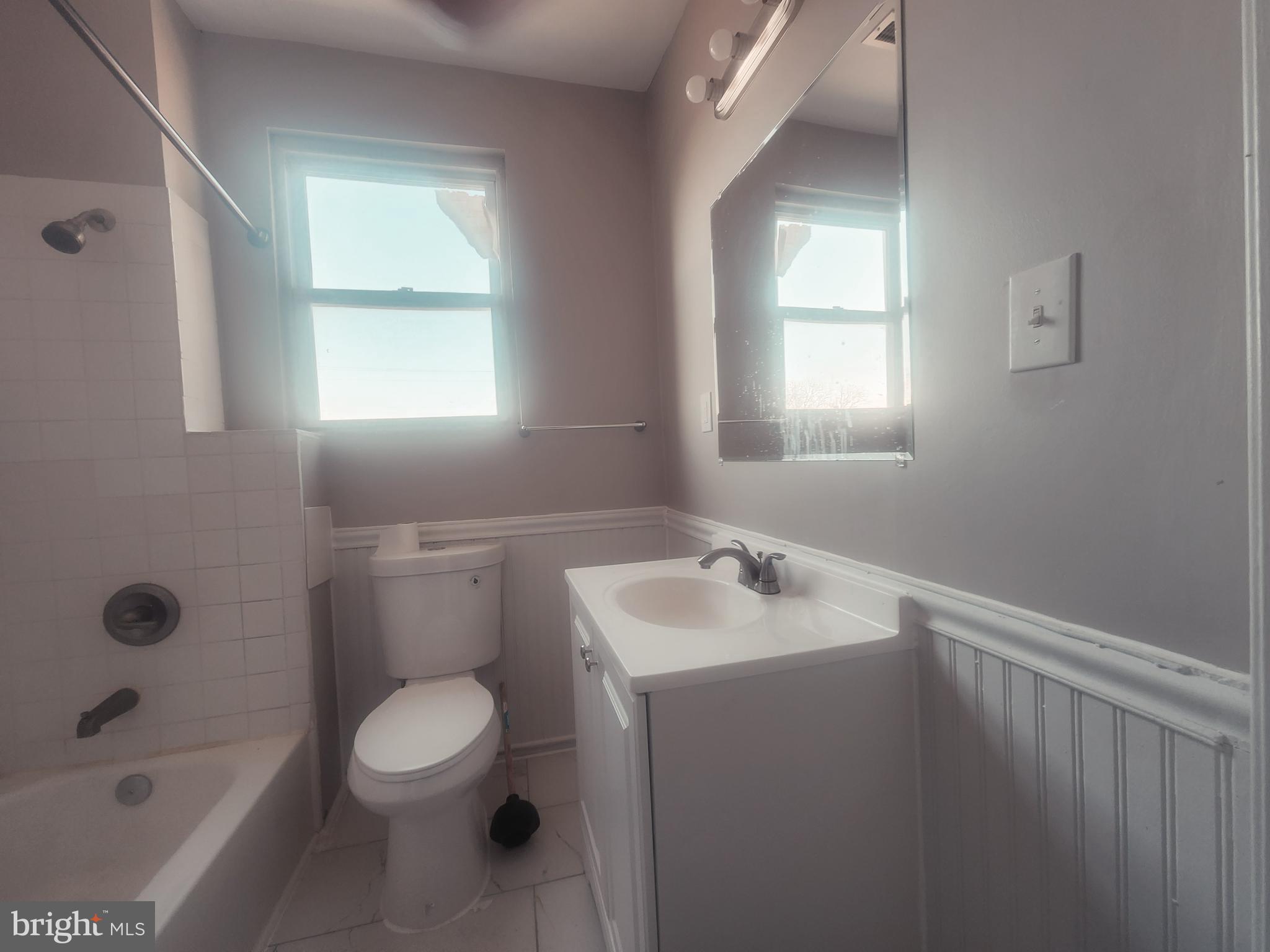 4211 Pimlico Road Baltimore, MD 21215 - Photo 13 of 18