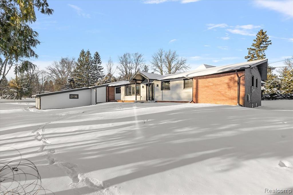 3267 Greentree Road Bloomfield Hills, MI 48304 - Photo 55 of 75