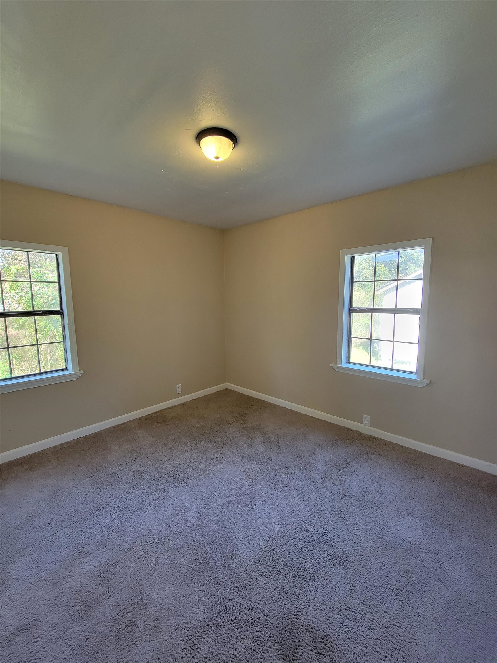 136 North Street Mobile, AL 36610 - Photo 12 of 13