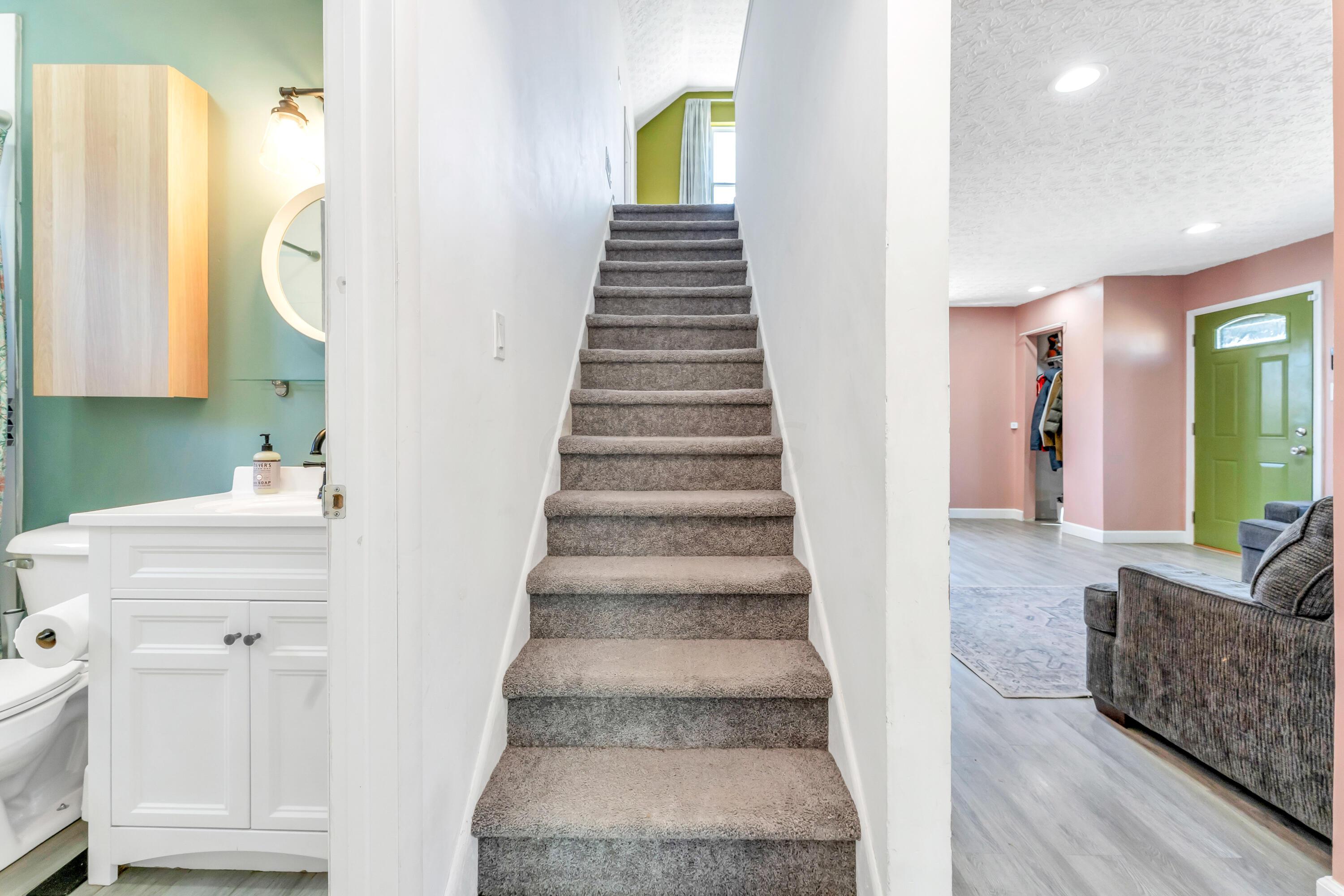 925 Blenheim Road Columbus, OH 43224 - Photo 17 of 30 DSC05686