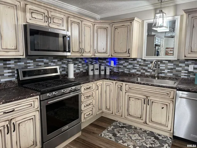 $160,000 | 601 Franklin Avenue, West Frankfort, IL 62896