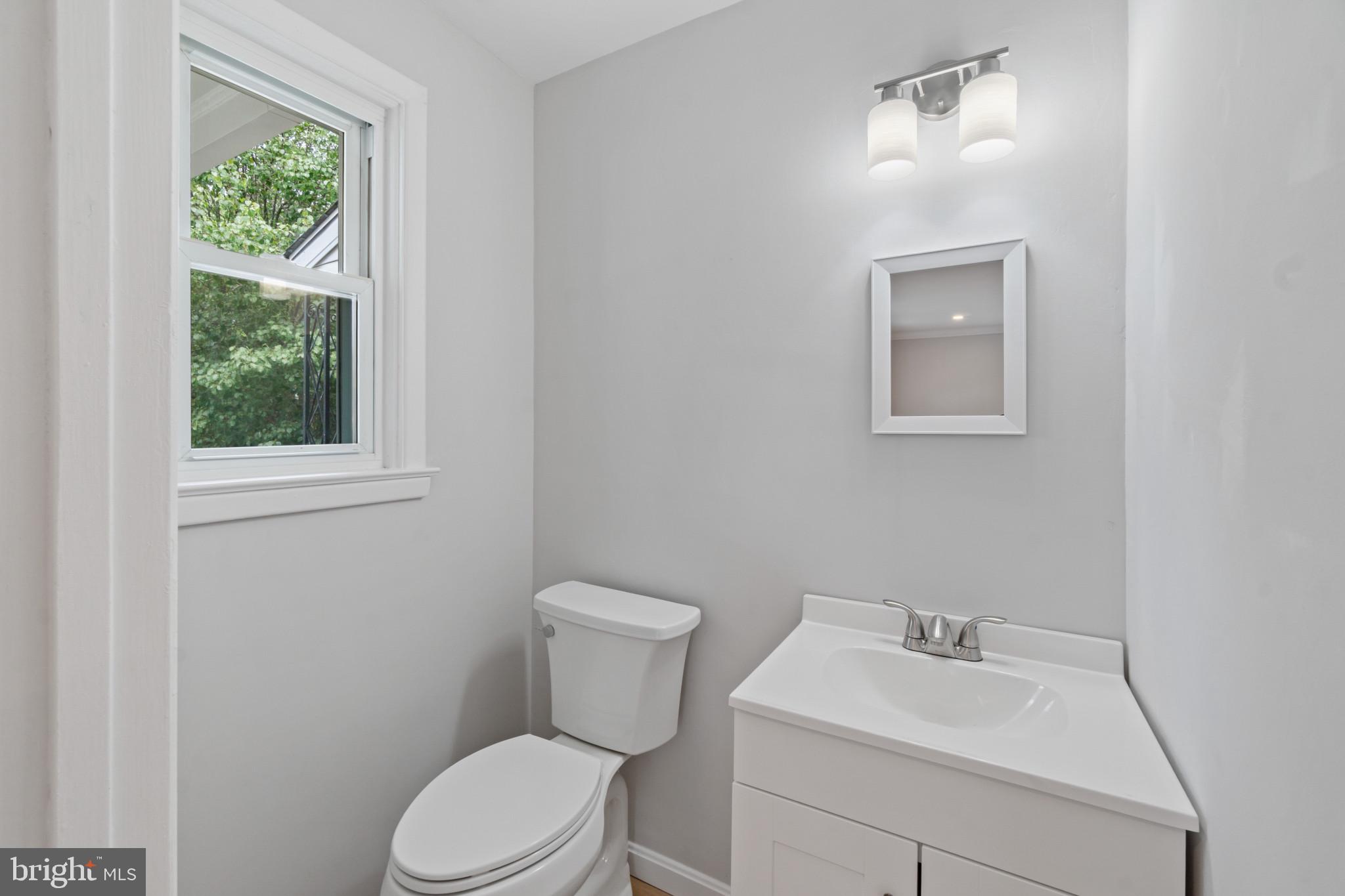 1305 Brixton Road Baltimore, MD 21239 - Photo 15 of 41