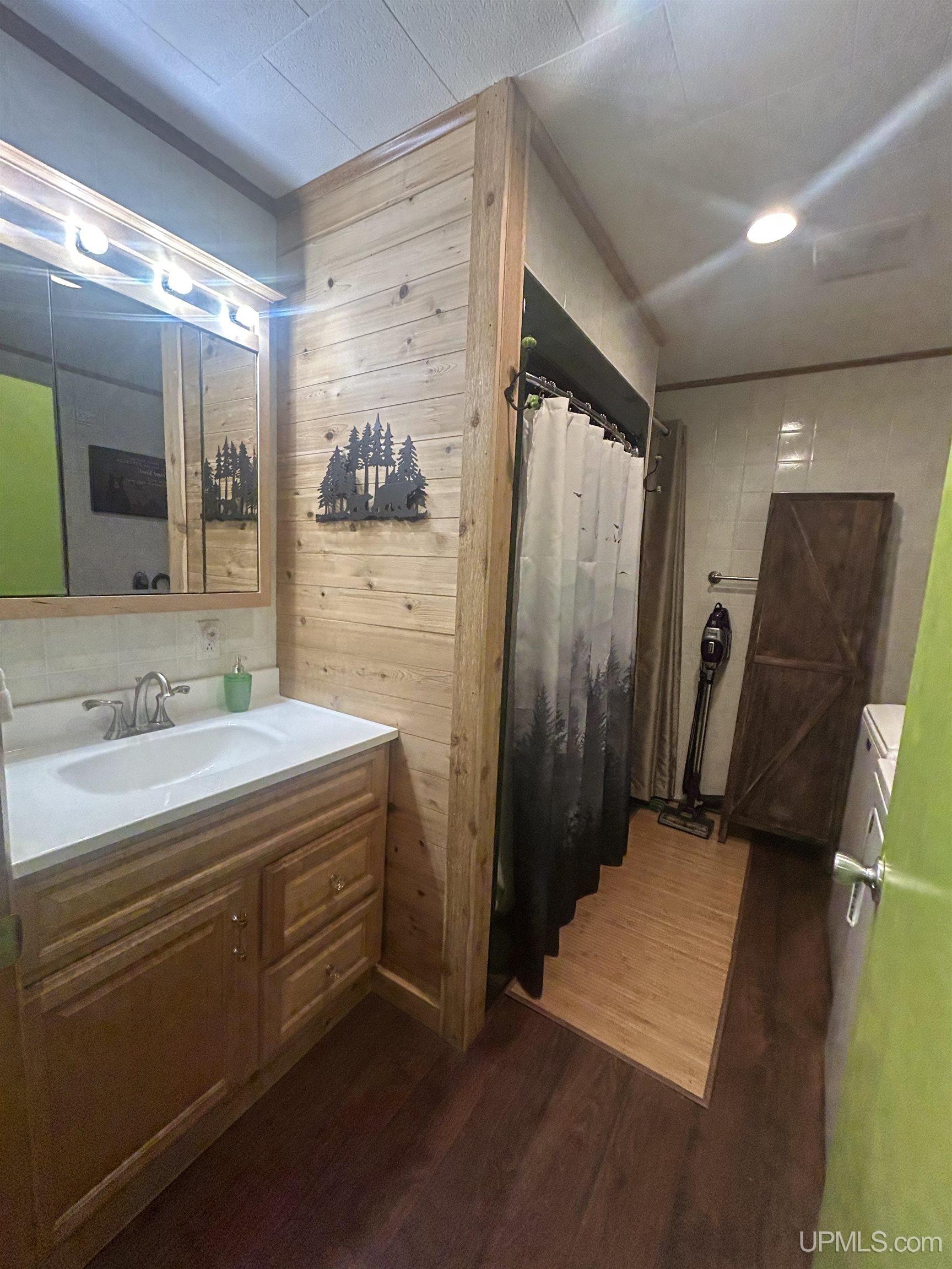 285 N Round Lake Road Wetmore, MI 49895 - Photo 11 of 28