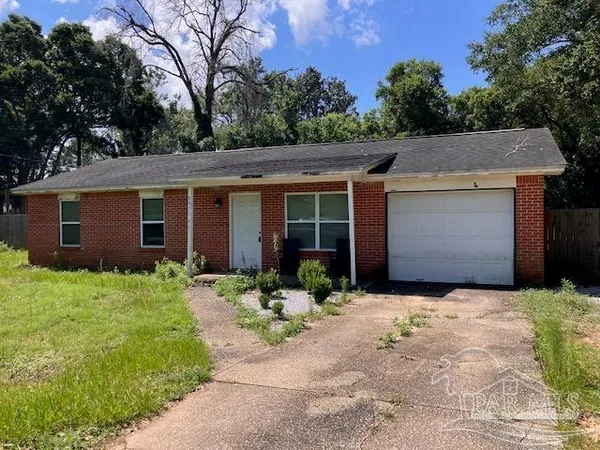 $179,000 | 4075 Charles Circle, Pace, FL 32571