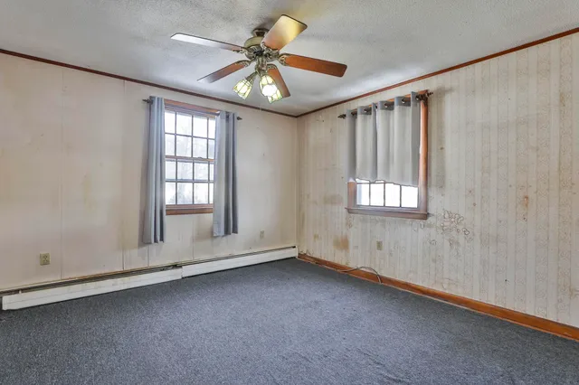 $450,000 | 12 Hemlock Street, Hudson, NH 03051