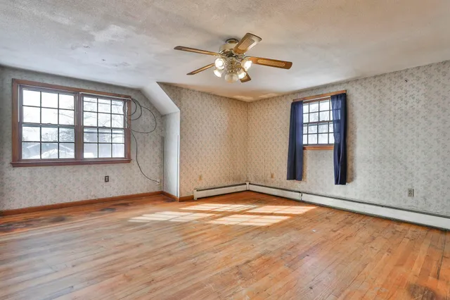 $450,000 | 12 Hemlock Street, Hudson, NH 03051