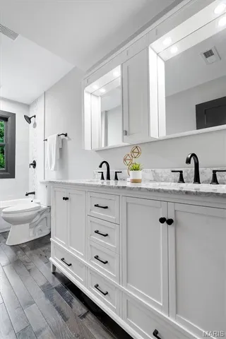 $459,900 | 2118 McCausland Avenue, St. Louis, MO 63143