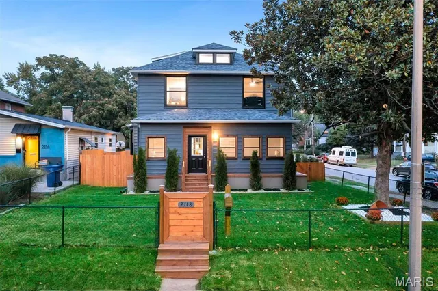 $459,900 | 2118 McCausland Avenue, St. Louis, MO 63143